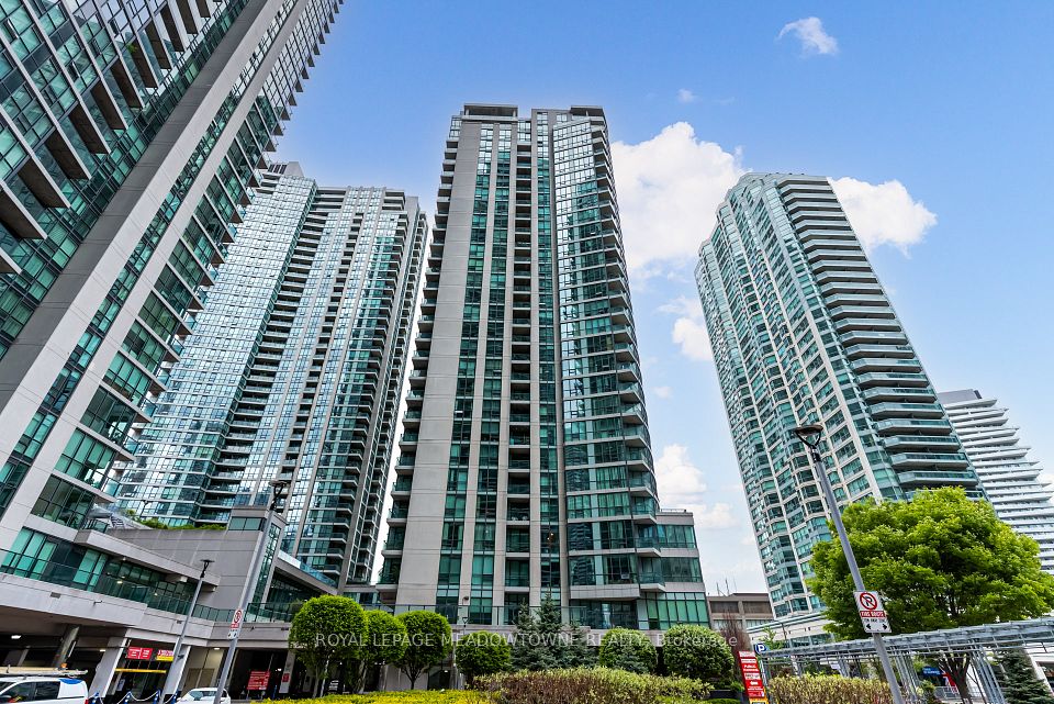 12 Yonge