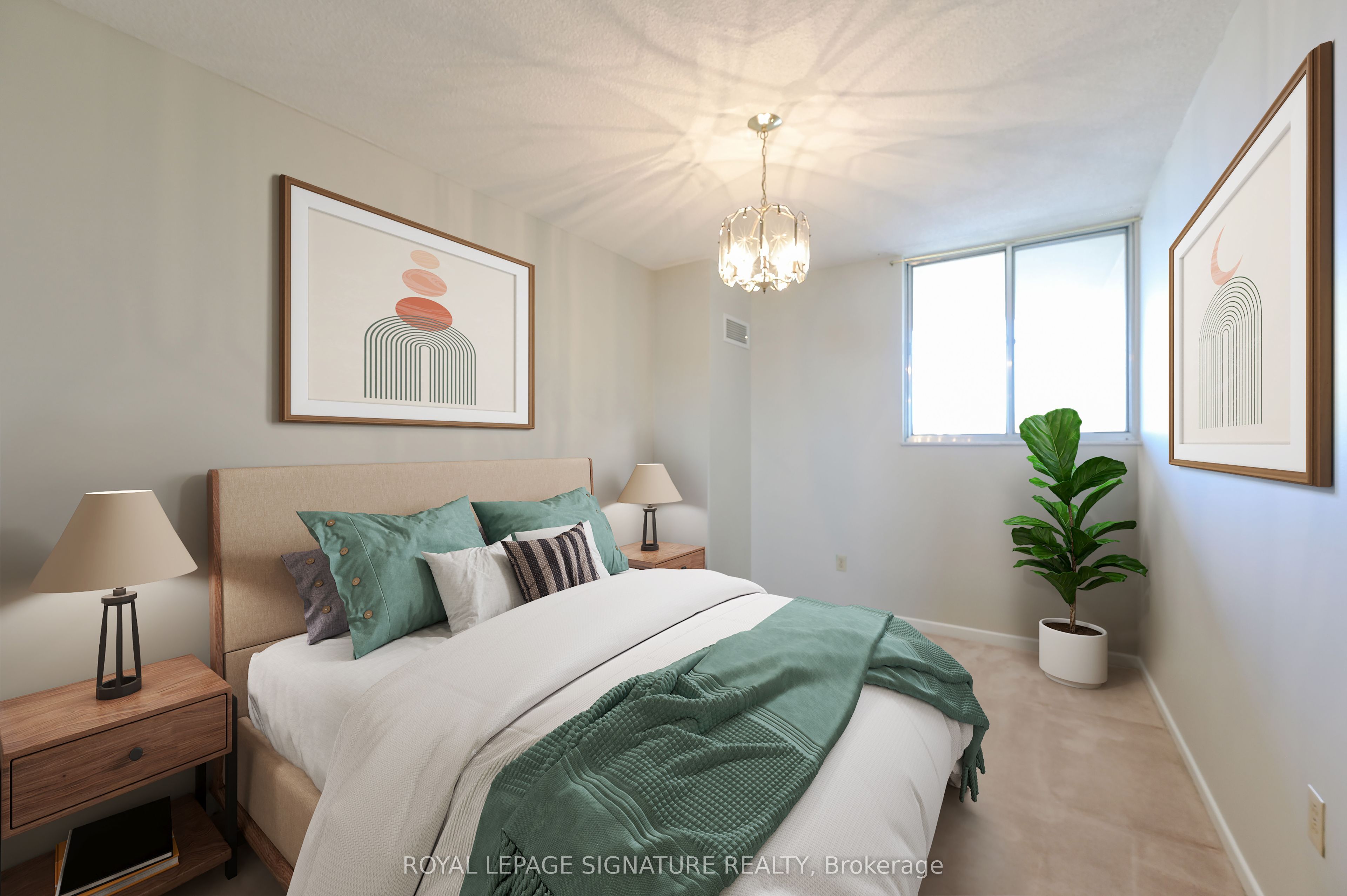 812 Burnhamthorpe Road, #907
