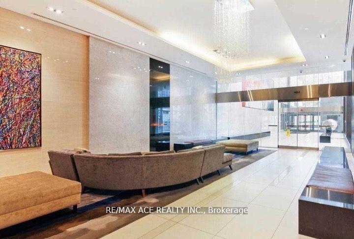 3 Bedrooms Condo at 386 Yonge, Toronto For sale