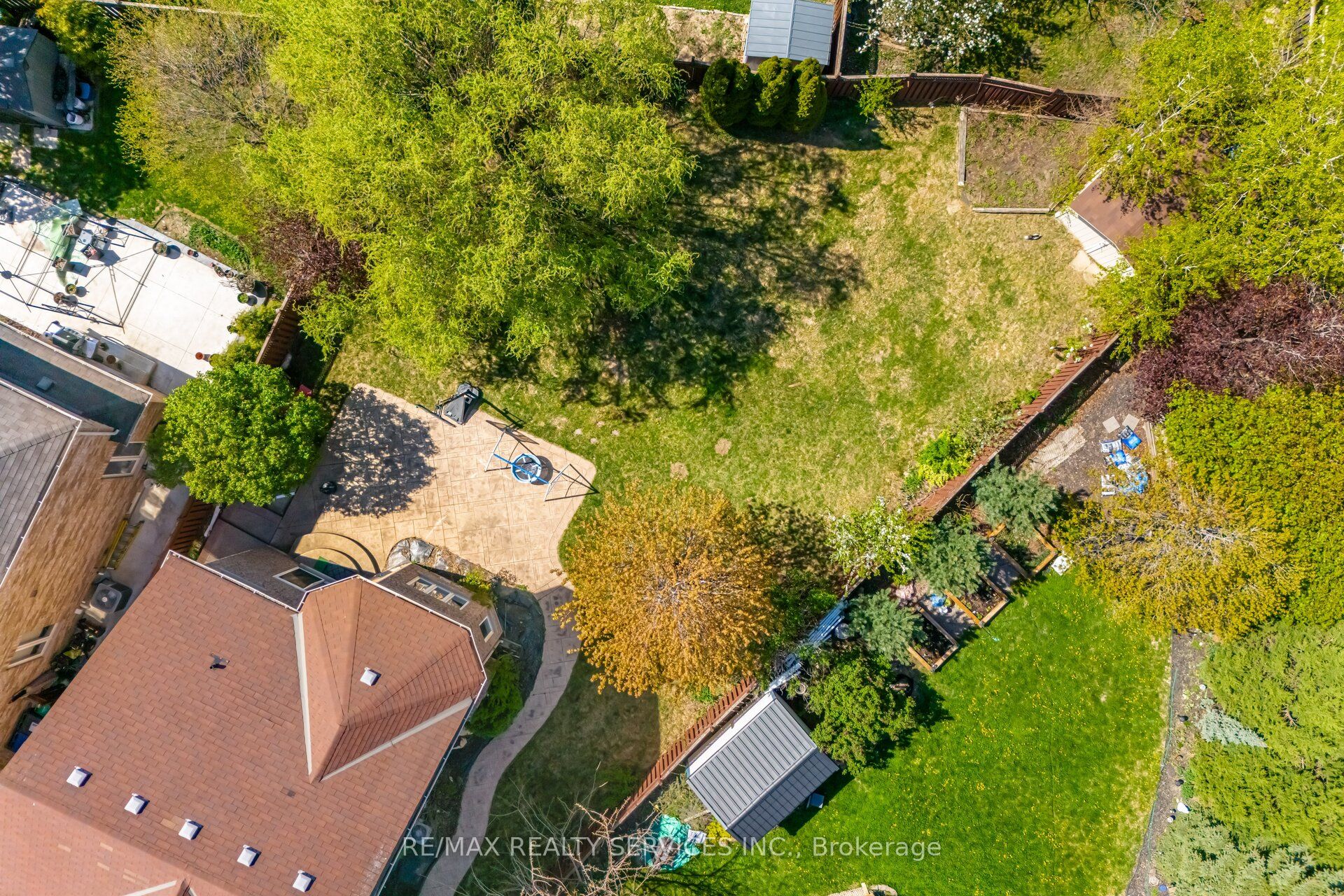 69 Harbourtown Crescent