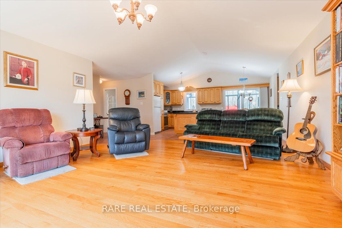 37 Boyd Crescent