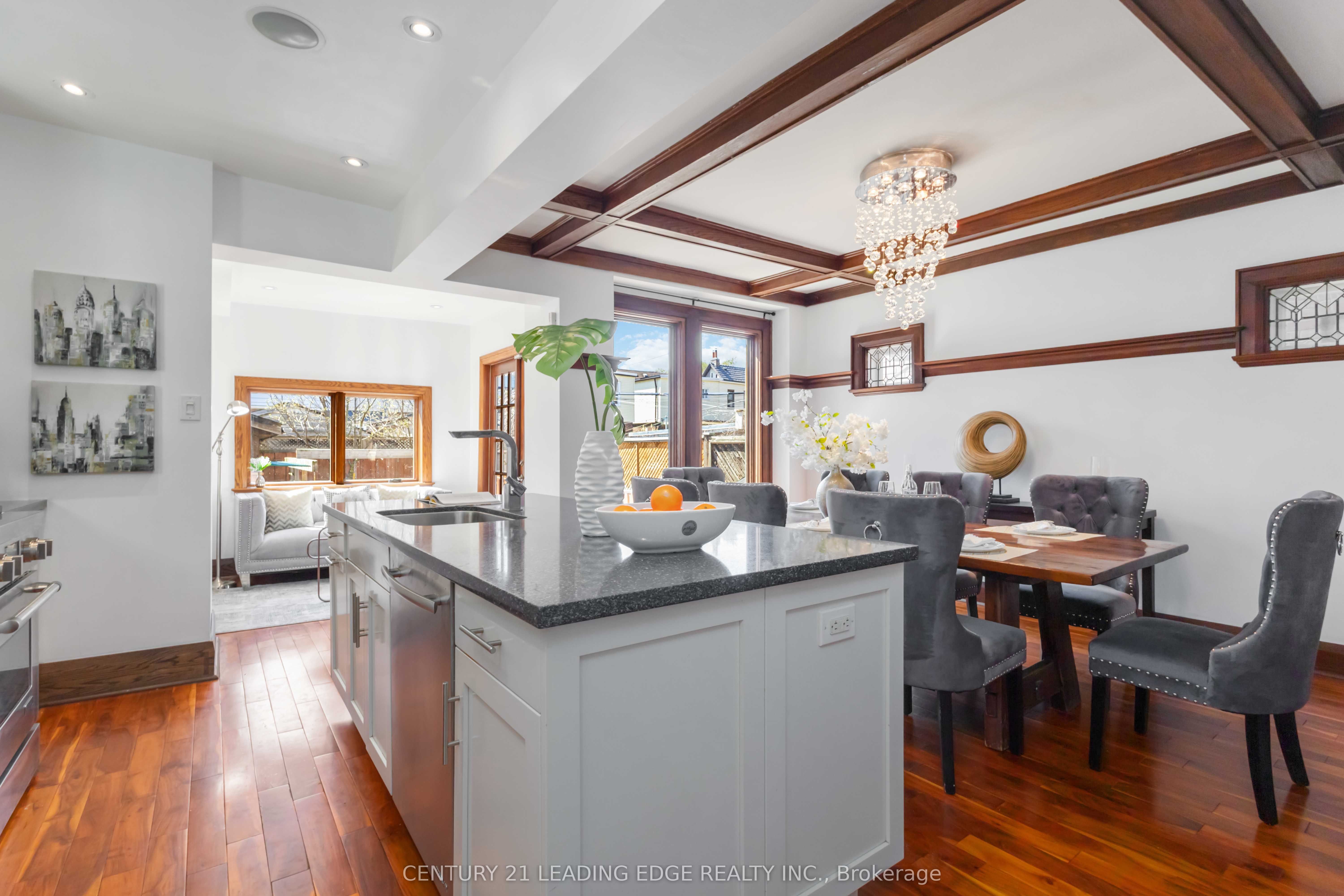 22 Oakdene Crescent, Toronto, ON M4J 4H9