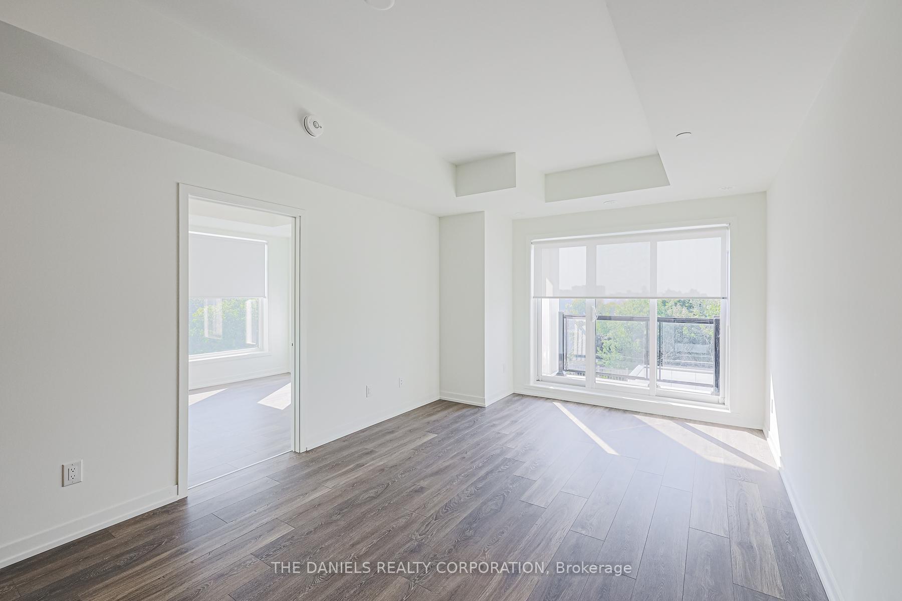 2 Bedrooms Condo at 135 Canon Jackson,  Toronto For sale