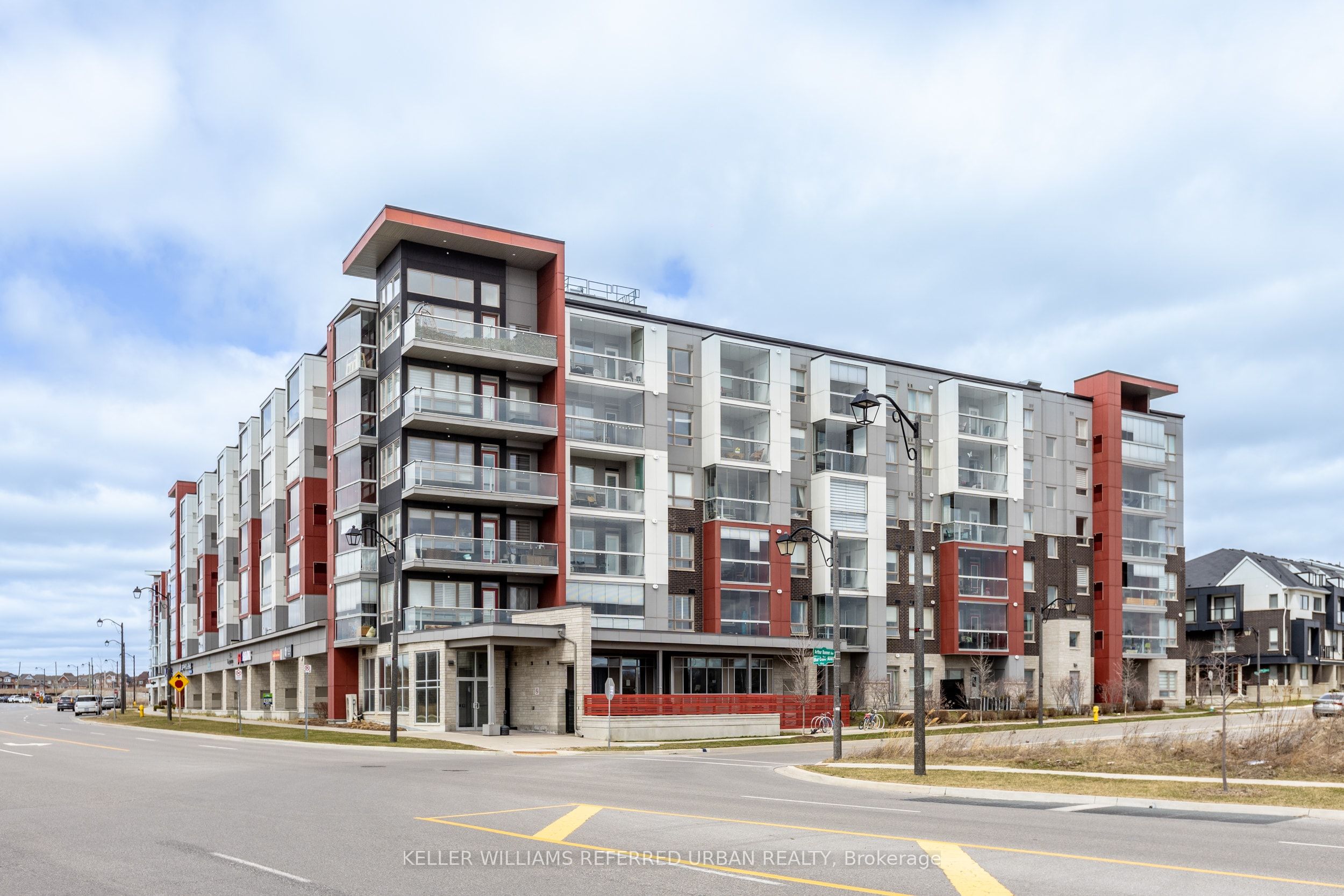 #206 - 2 Adam Sellers Street, Markham, ON L6B 1P2