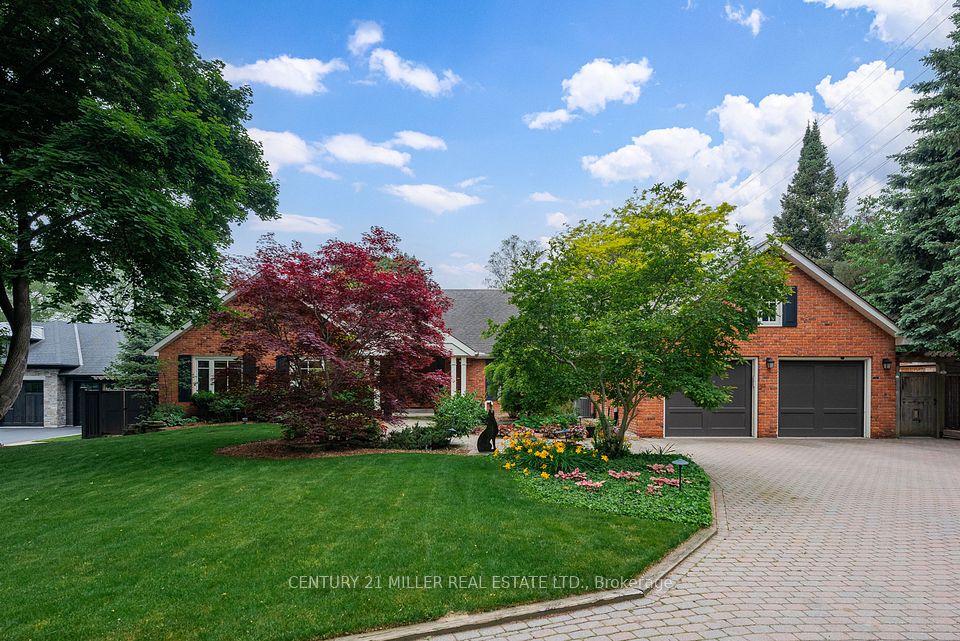 272 Maple Grove