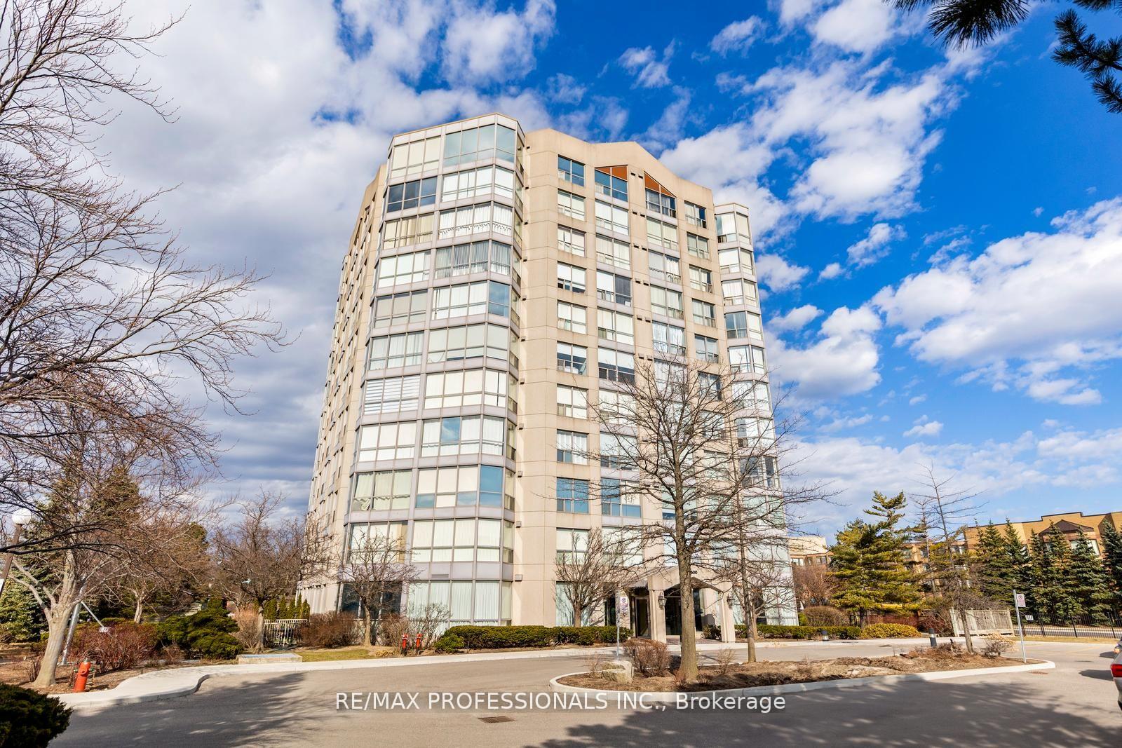 2 Bedrooms Condo at 1500 Grazia, Mississauga For sale