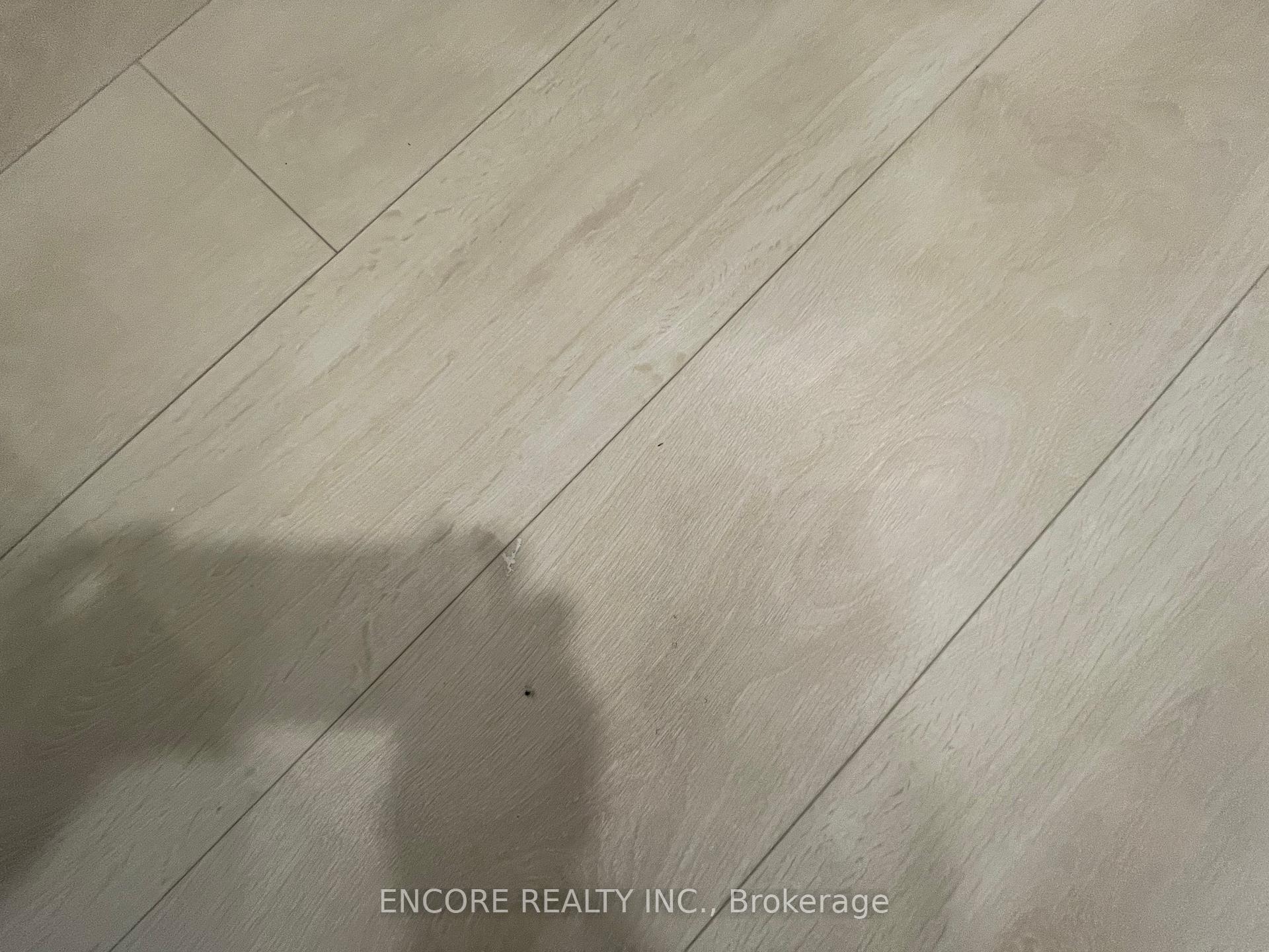 1 Bedroom Condo at 7950 Bathurst,  Vaughan For sale