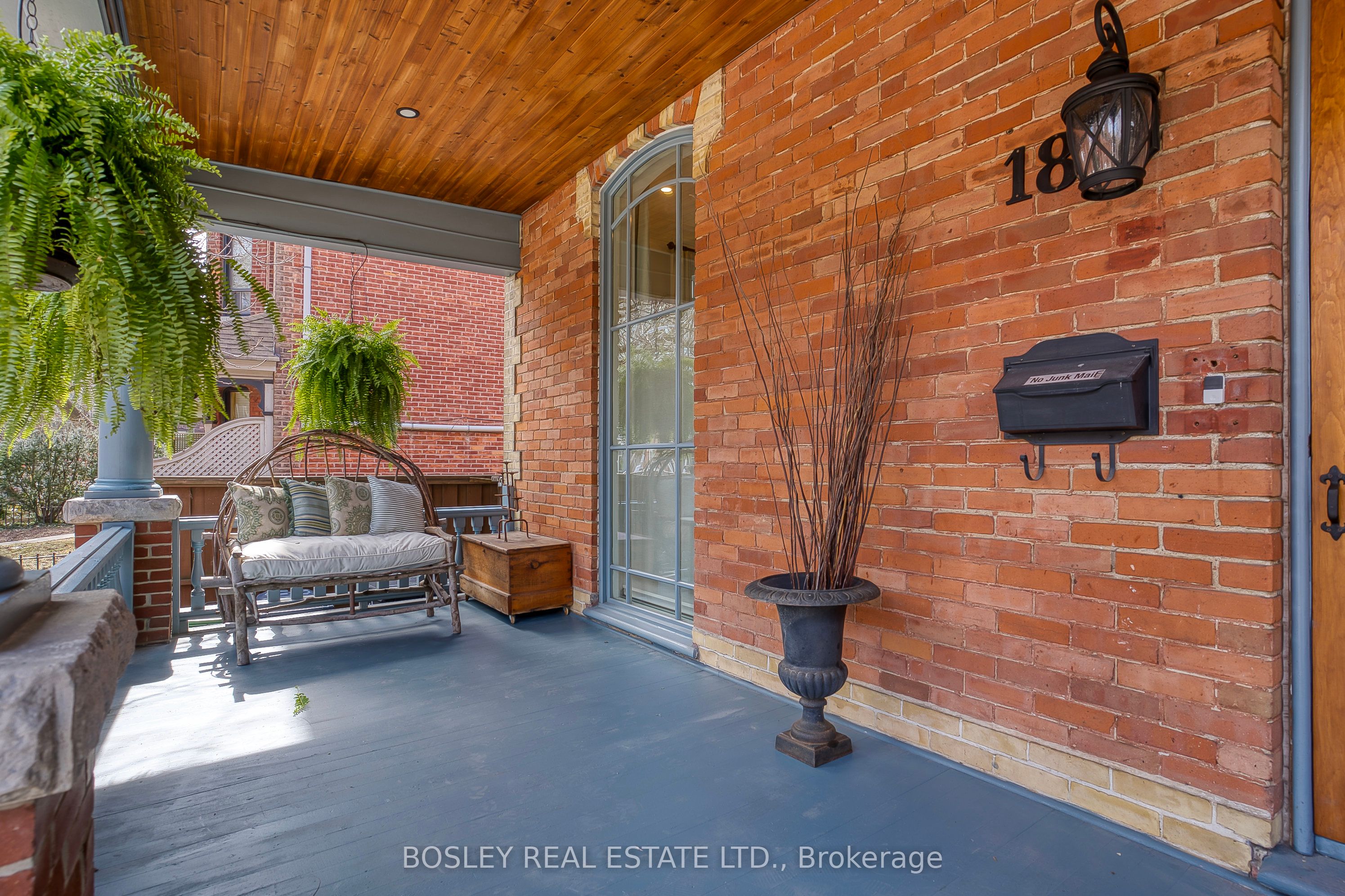 18 Gwynne Avenue