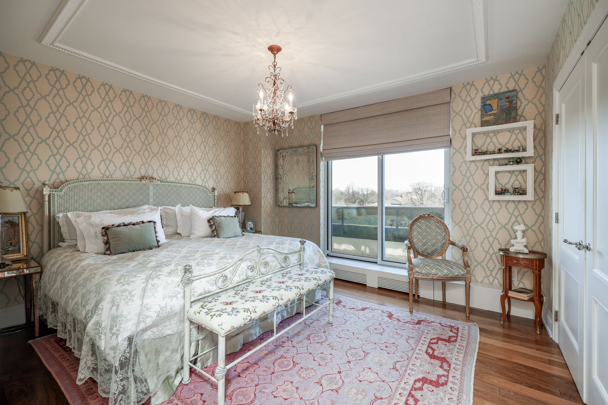 2600 Bathurst Street 801