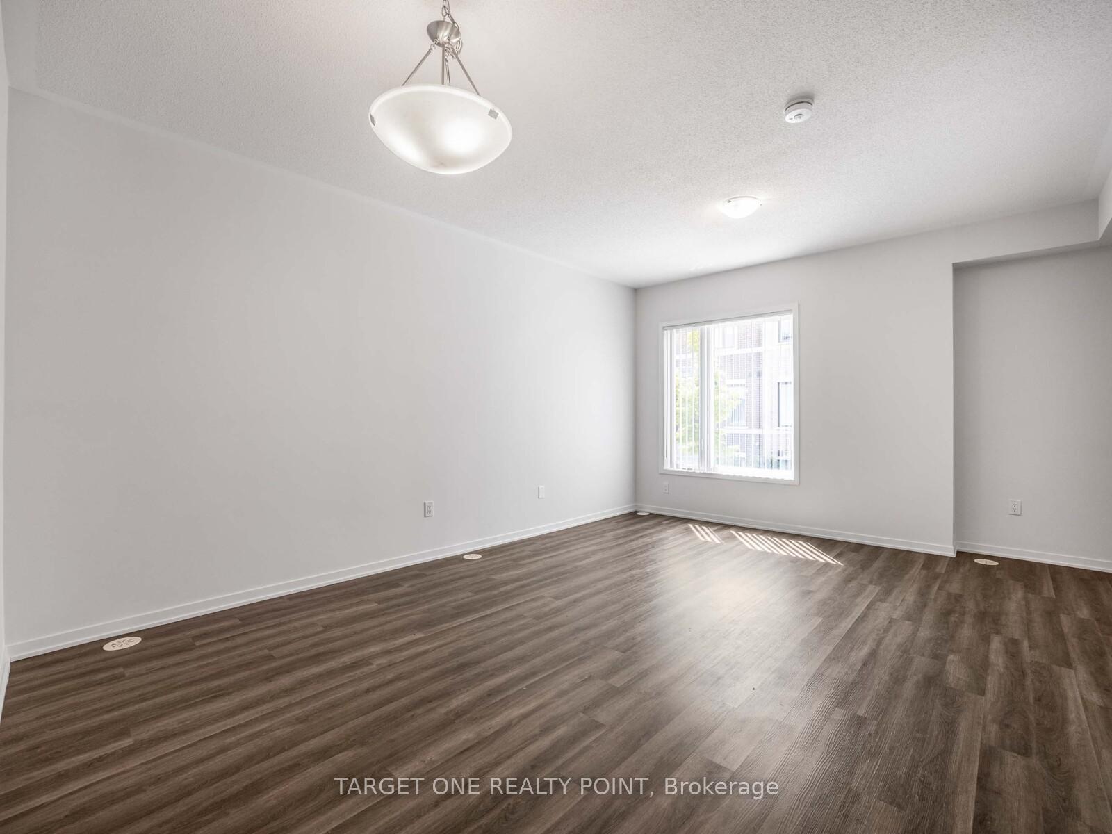 2 Bedrooms Condo at 225 Birmingham, Toronto For sale