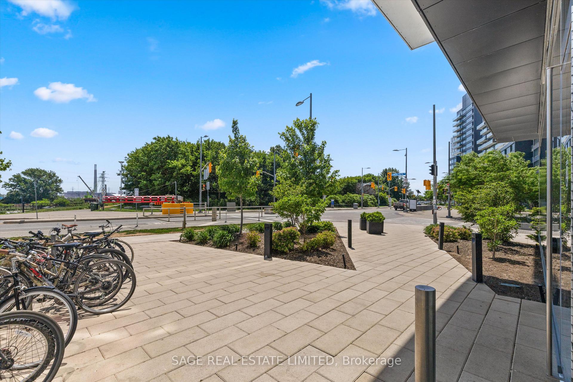 1 Bedroom Condo at 170 Bayview, Toronto For sale