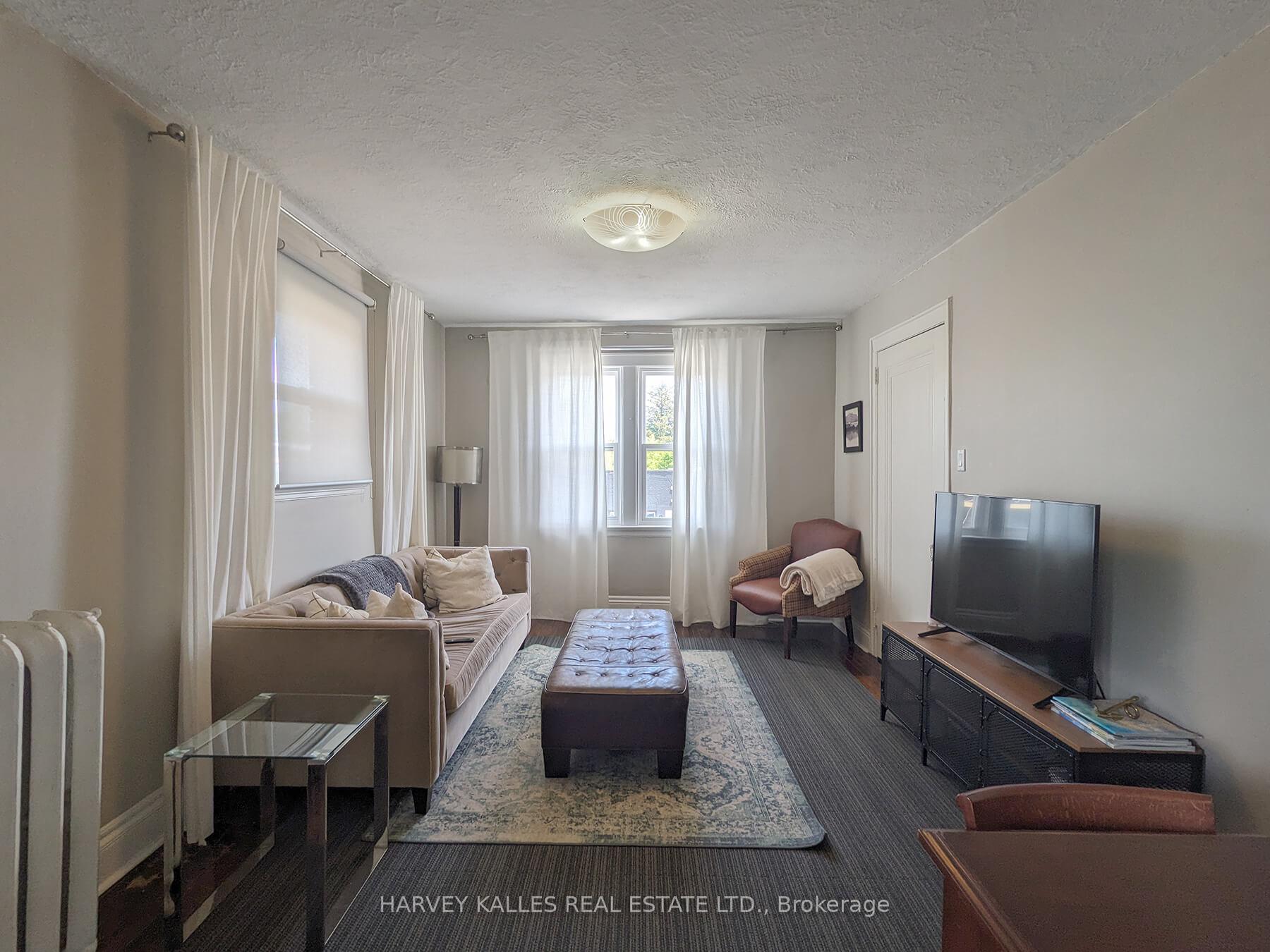 1 Brookdale Avenue 5