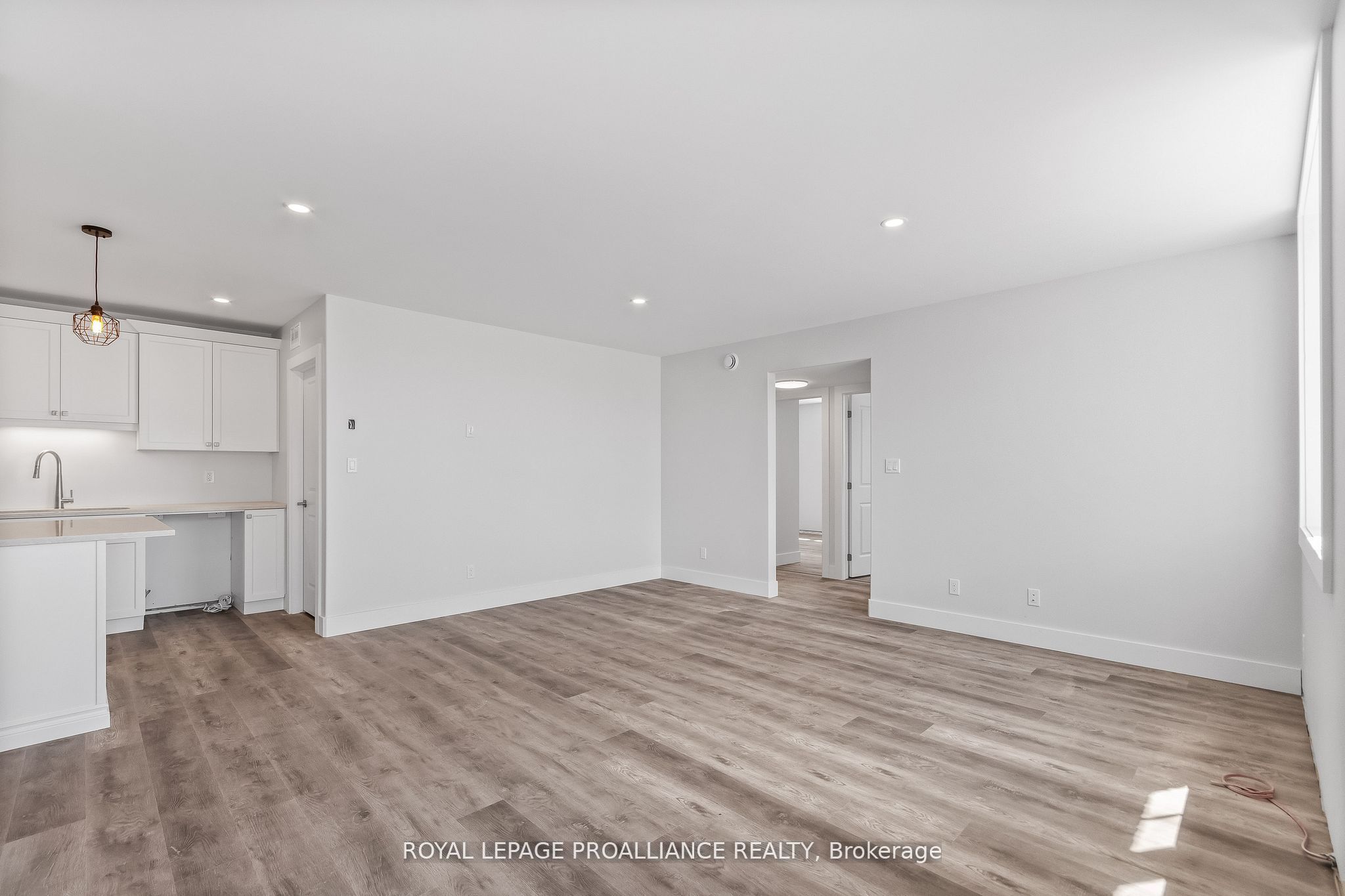 15 Arthur Street, #104
