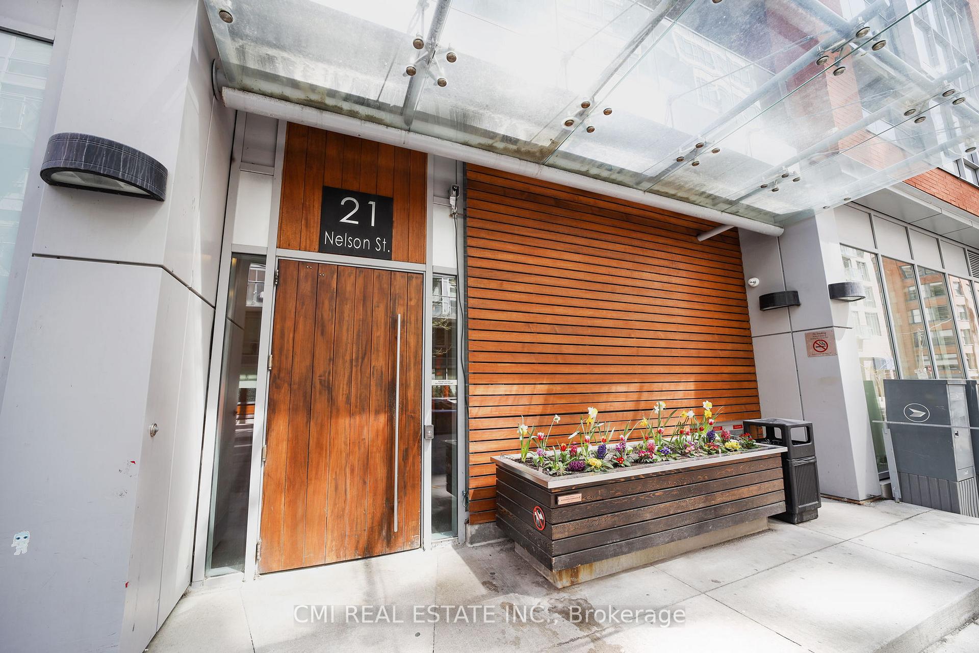 1 Bedroom Condo at 21 Nelson, Toronto For sale