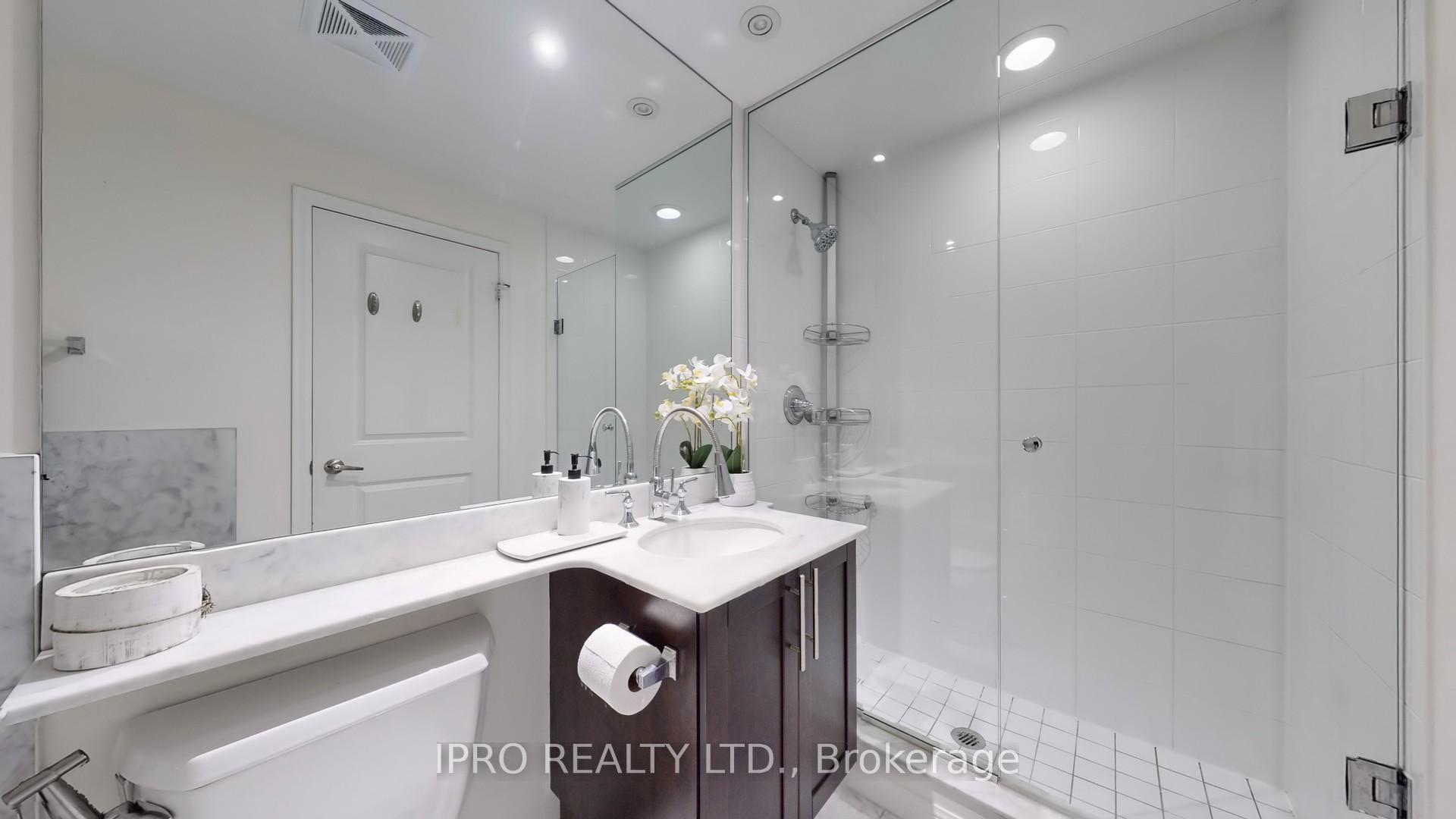 2 Bedrooms Condo at 628 Fleet, Toronto For sale