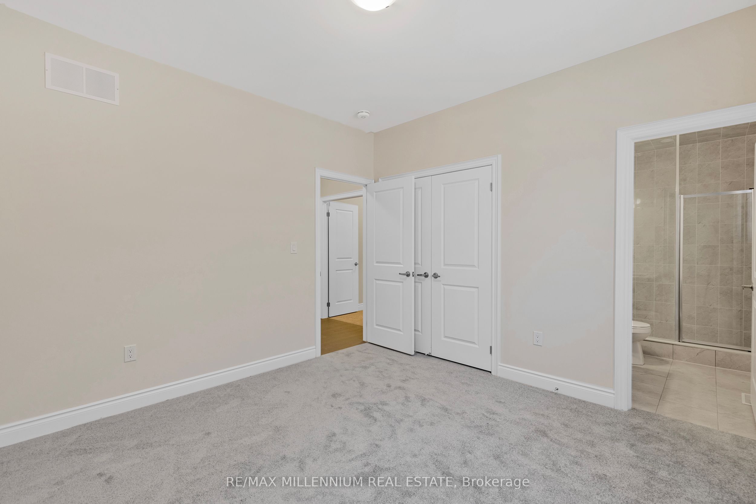 3436 Mosley Gate