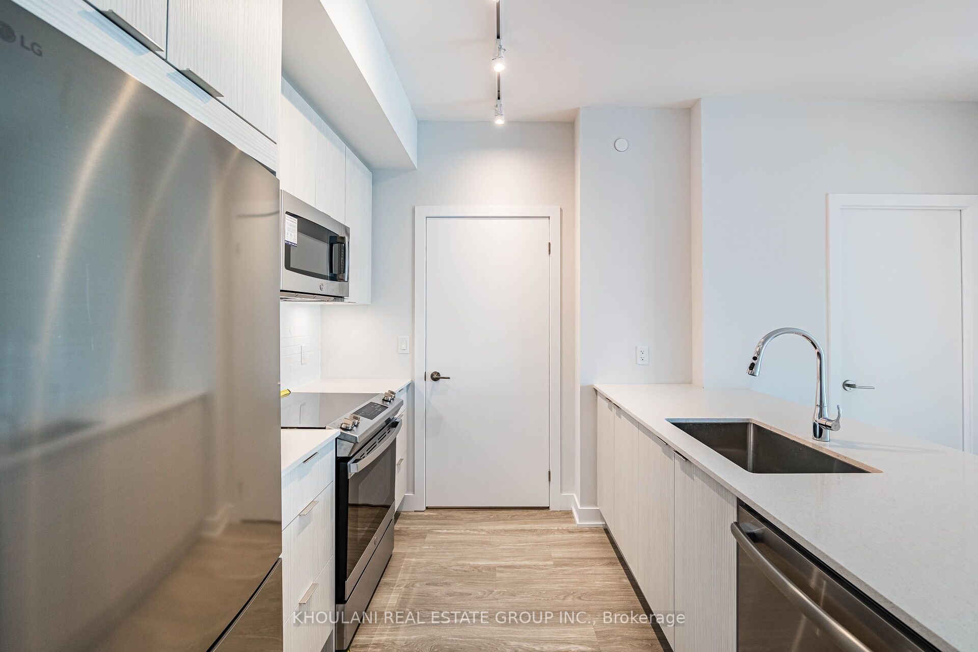 430 Square One Drive, #3501