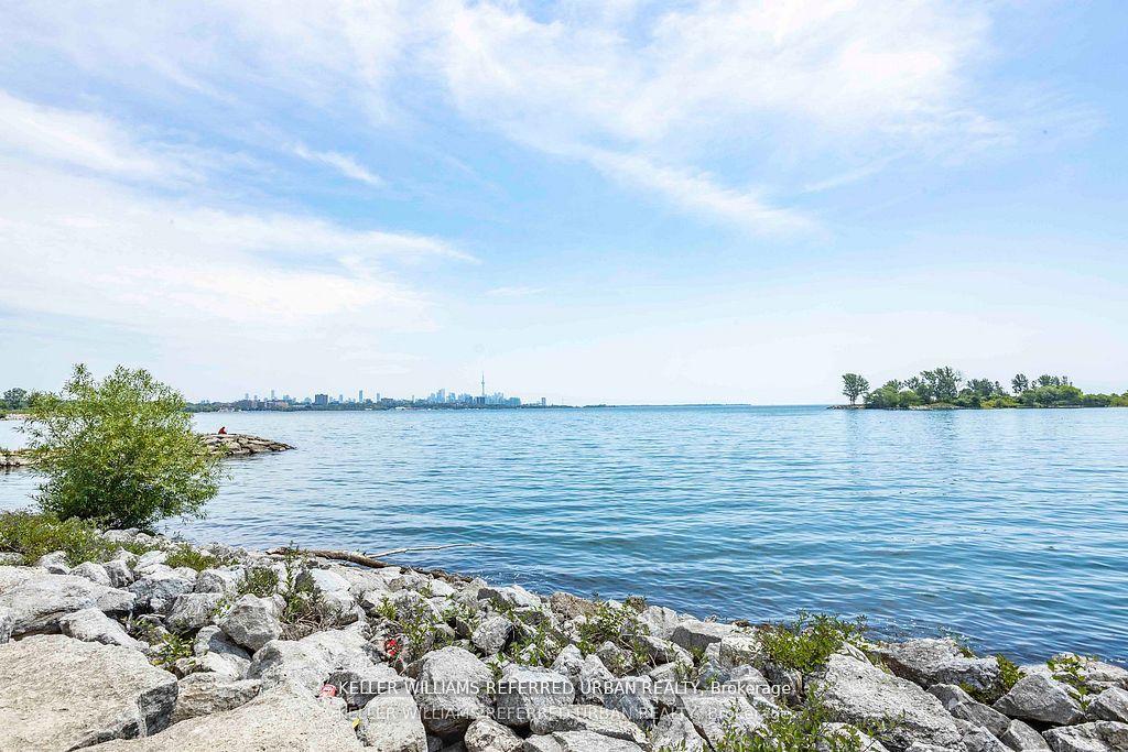 1 Bedroom Condo at 2121 Lake Shore, Toronto For sale