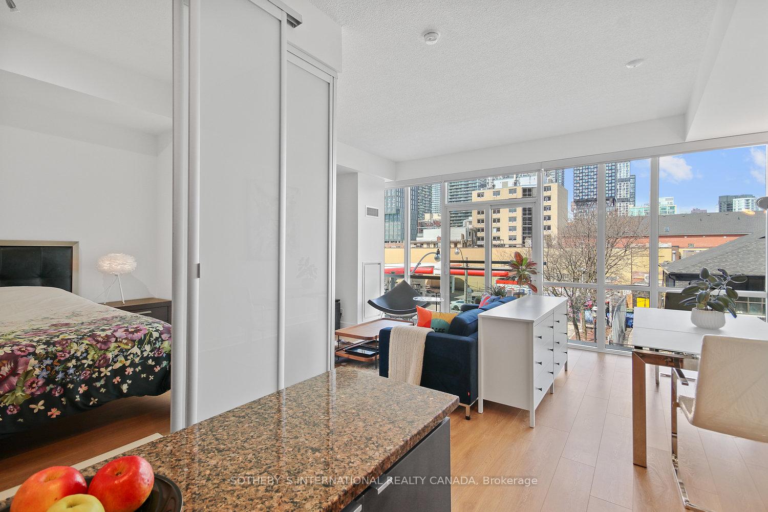 2 Bedrooms Condo at 116 George,  Toronto For sale