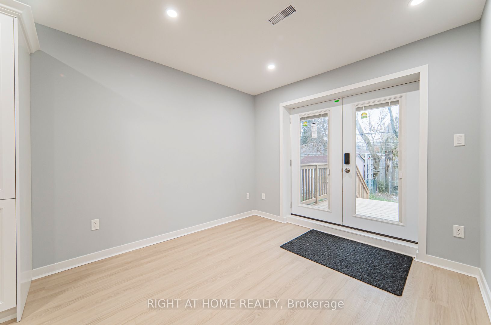 250 Beechy Drive, #Main Floor