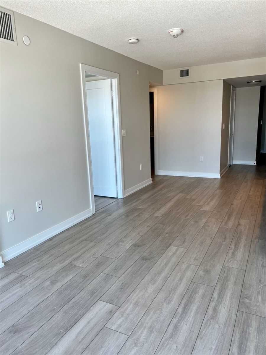 225 Village Green Square 701