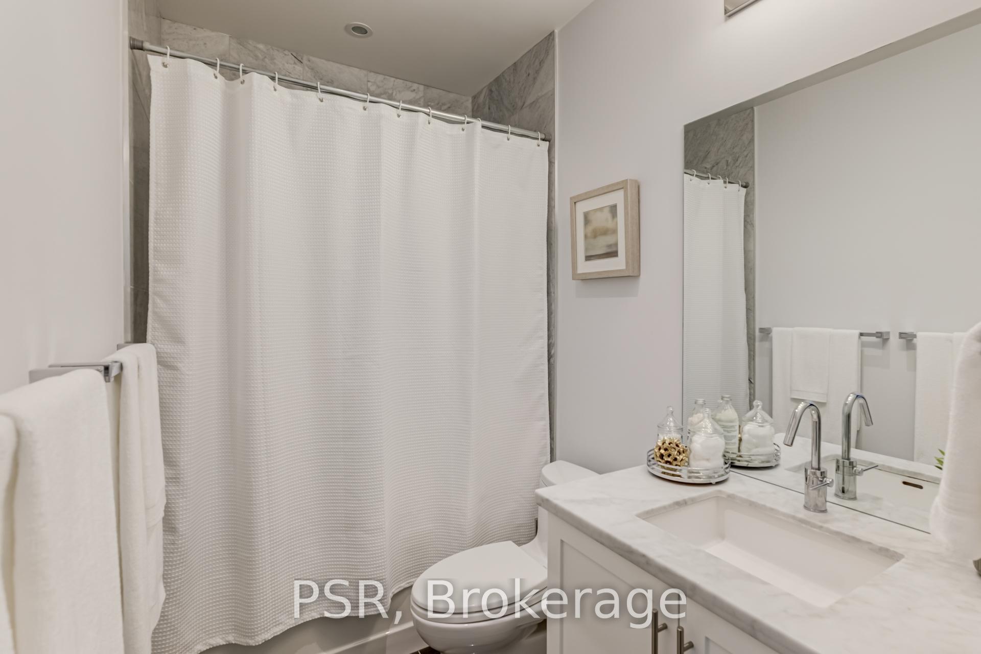 1 Bedroom Condo at 29 Queens Quay, Toronto For sale