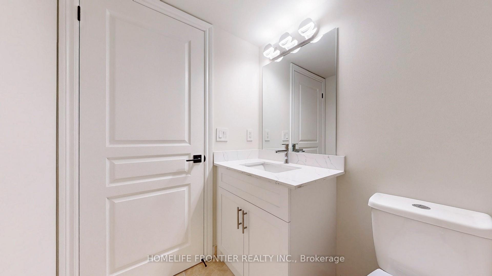 2 Bedrooms Condo at 7 North Park, Vaughan For sale