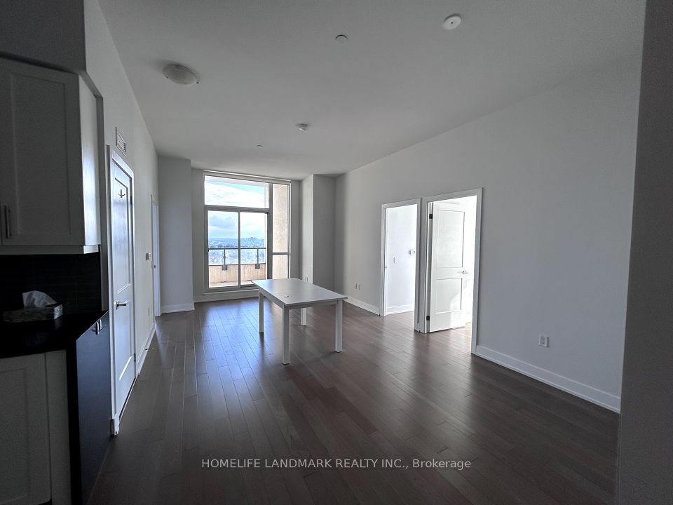 4085 Parkside Village