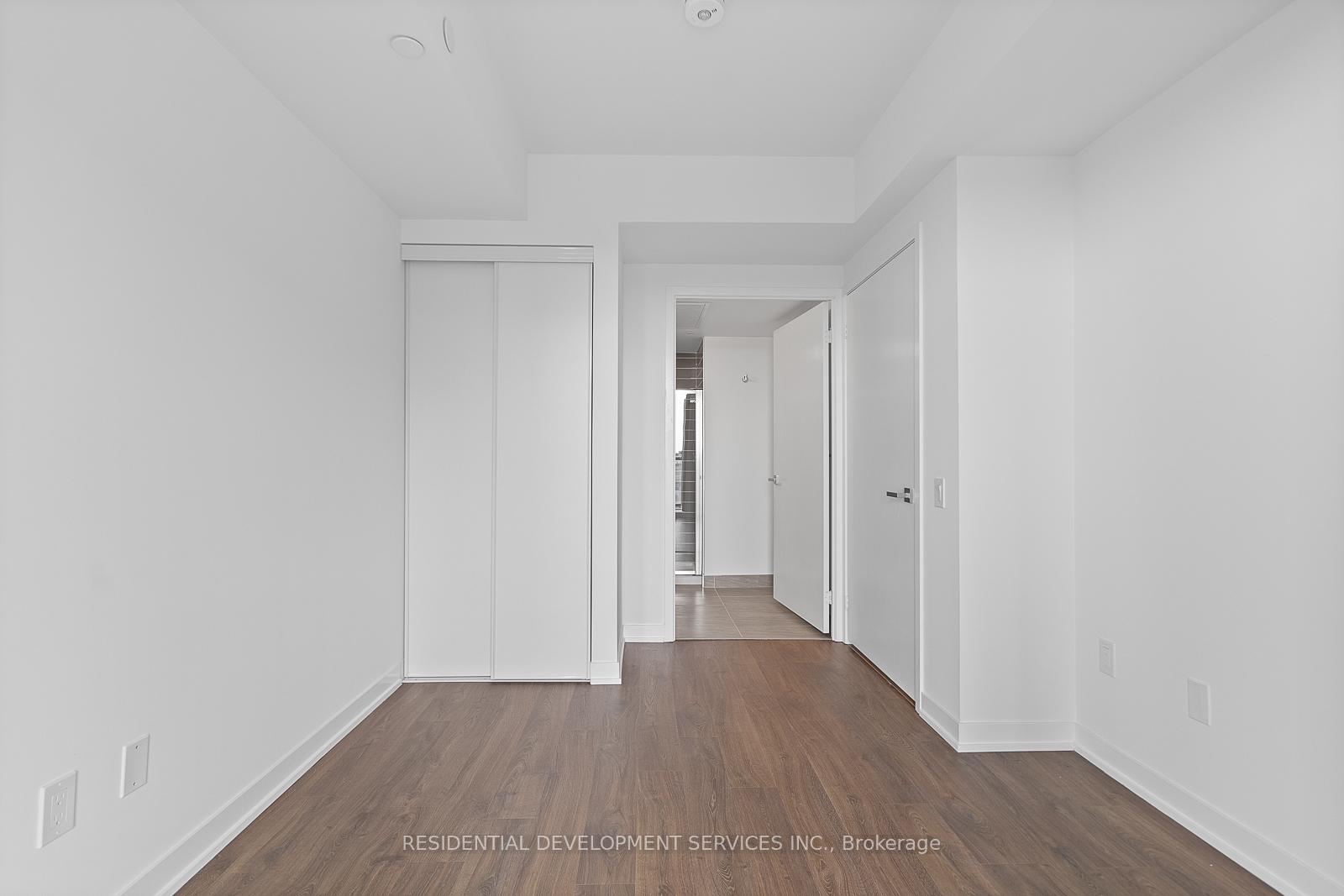 3 Bedrooms Condo at 500 Wilson,  Toronto For sale