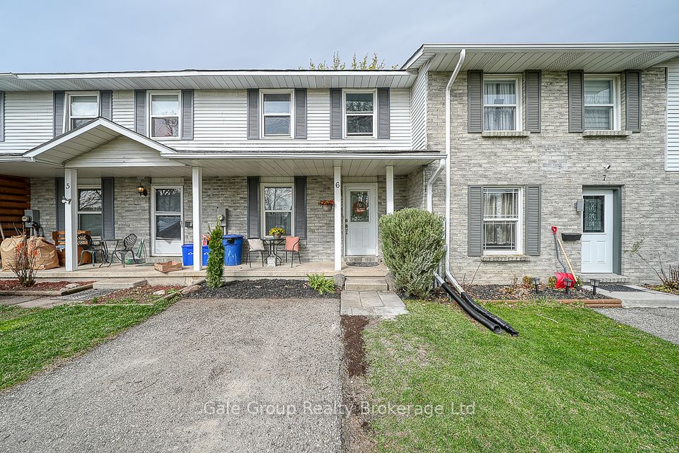 35 Blandford