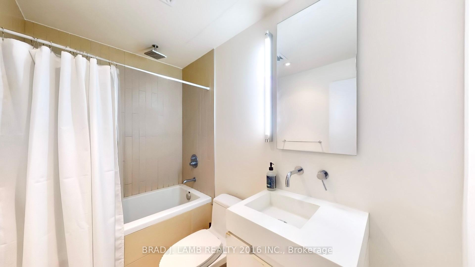 1 Bedroom Condo at 25 Oxley, Toronto For sale