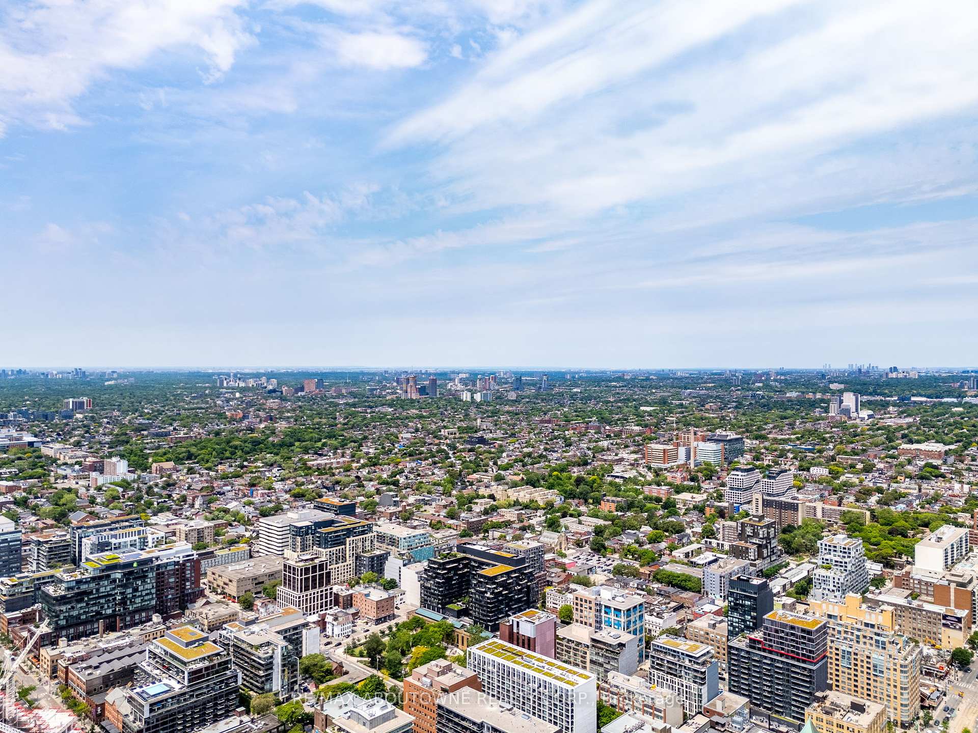 2 Bedrooms Condo at 115 Blue Jays, Toronto For sale