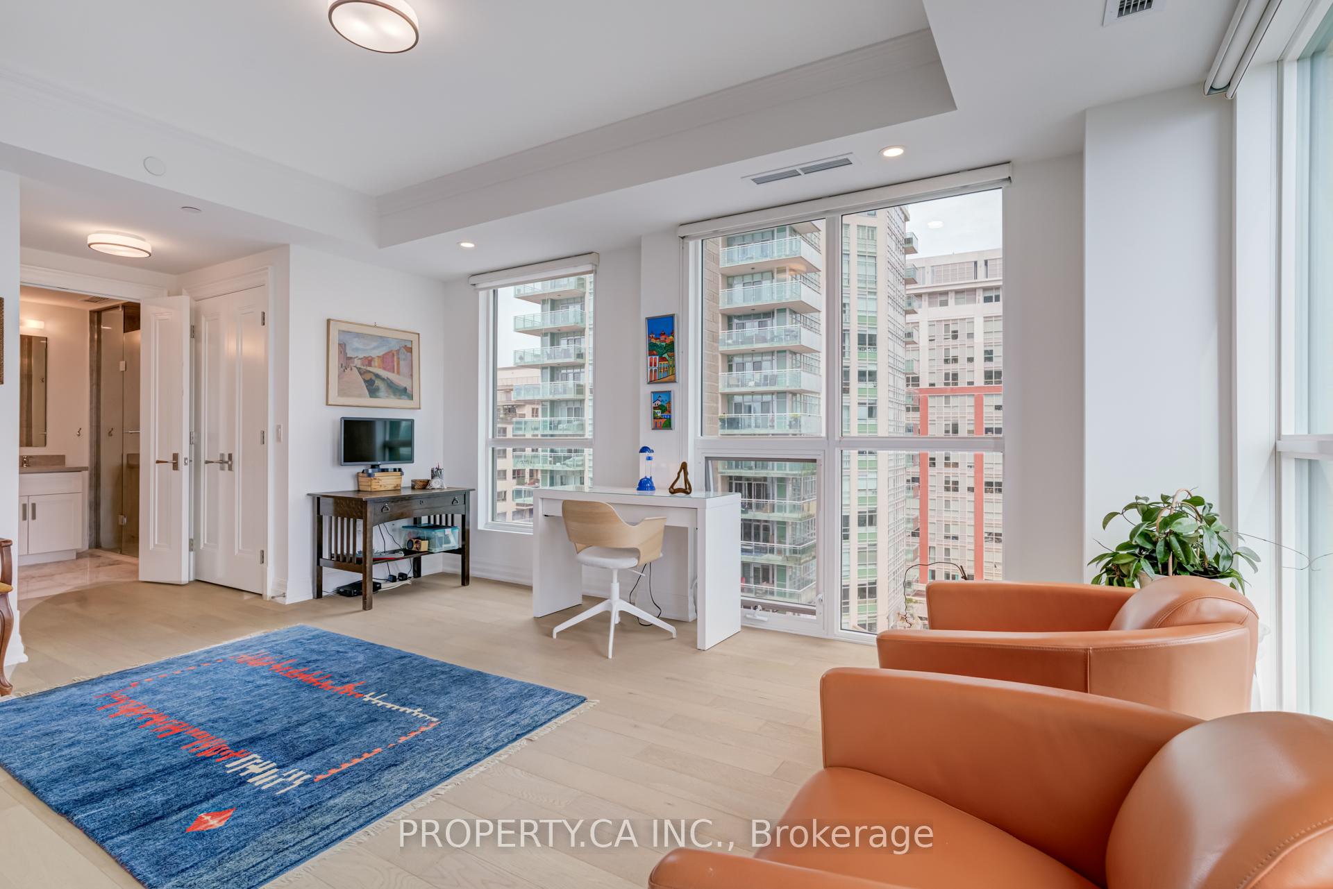 3 Bedrooms Condo at 2060 Lakeshore, Burlington For sale
