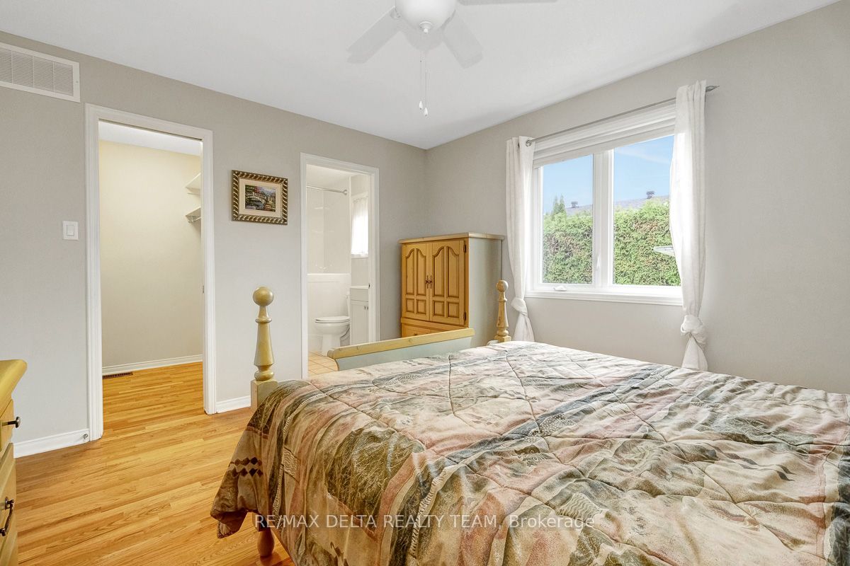 1666 Sunview Drive