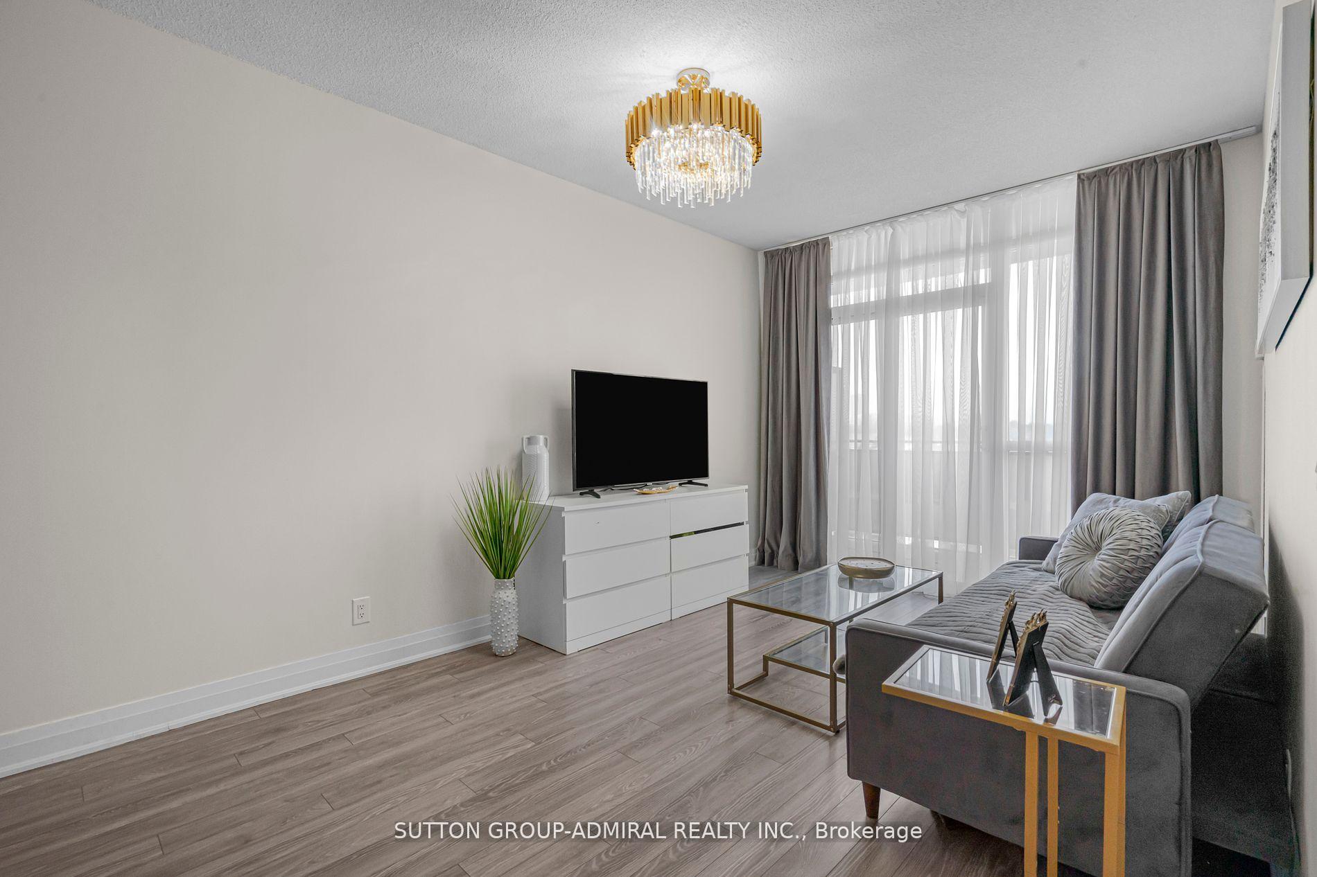 1 Bedroom Condo at 520 Steeles, Vaughan For sale