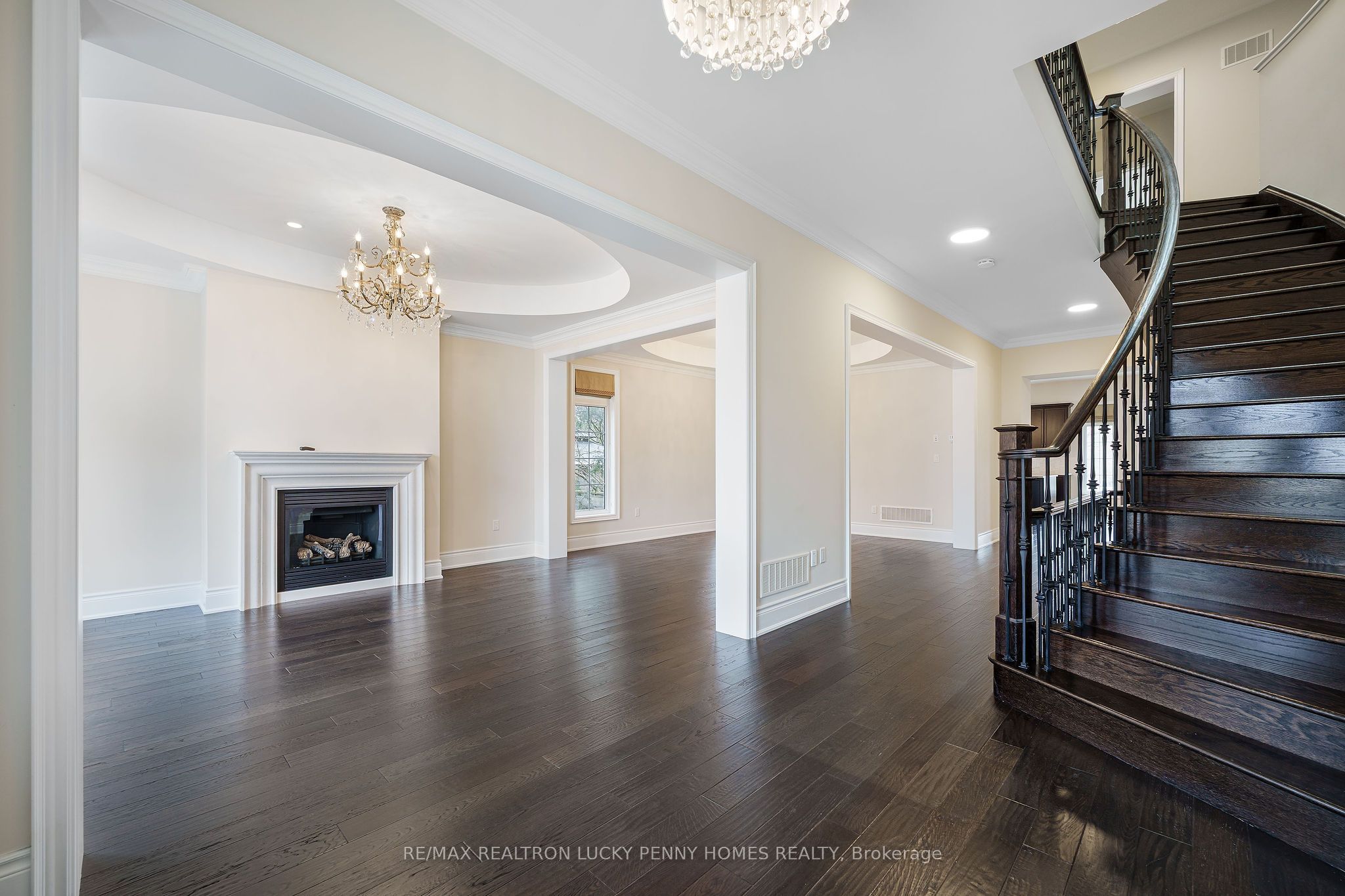 10605 Victoria Square Boulevard, Markham, ON L6C 0N7