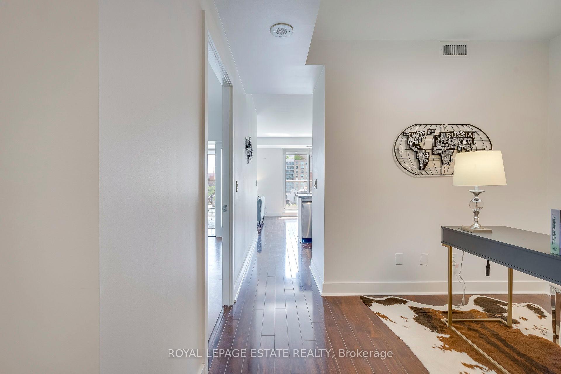 2 Bedrooms Condo at 168 King, Toronto For sale