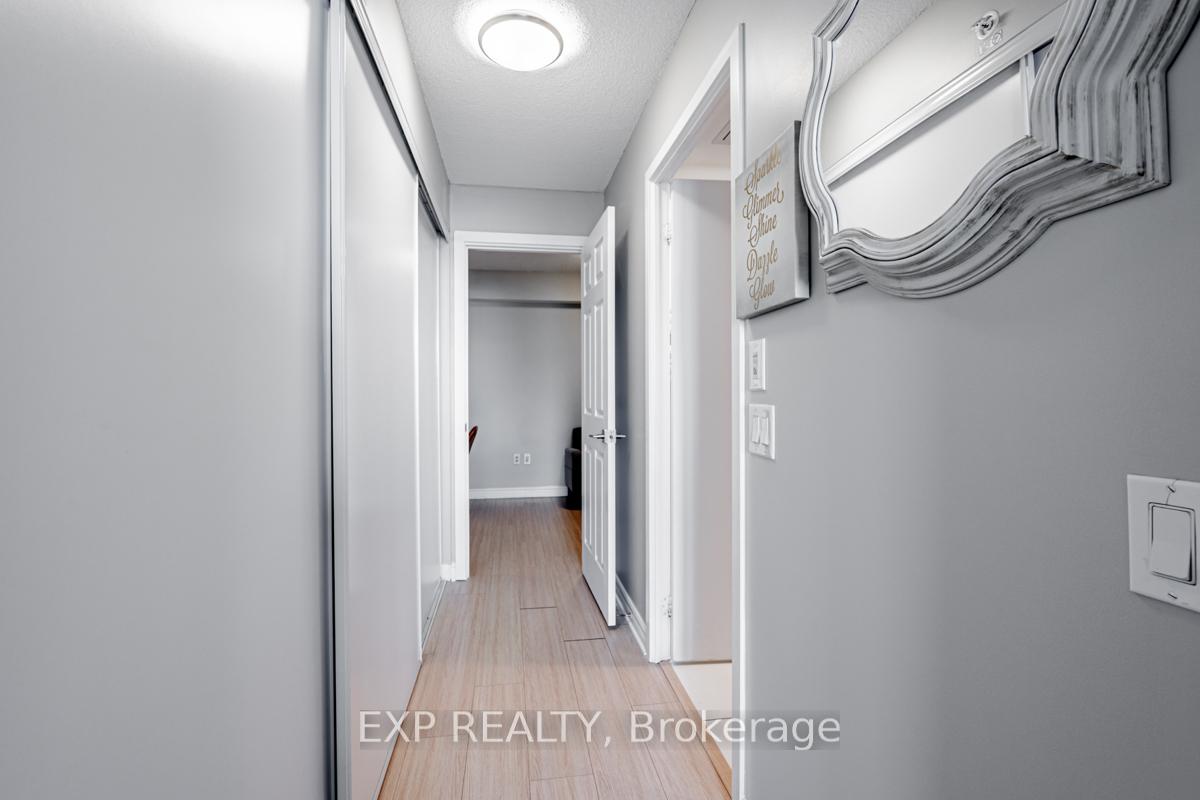 2 Bedrooms Condo at 85 Queens Wharf, Toronto For sale