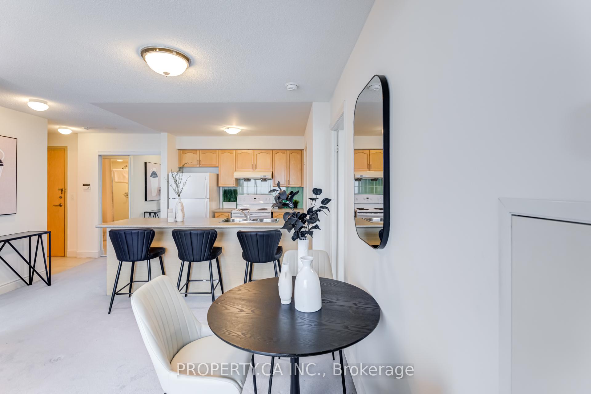 2 Bedrooms Condo at 50 Brian Harrison, Toronto For sale