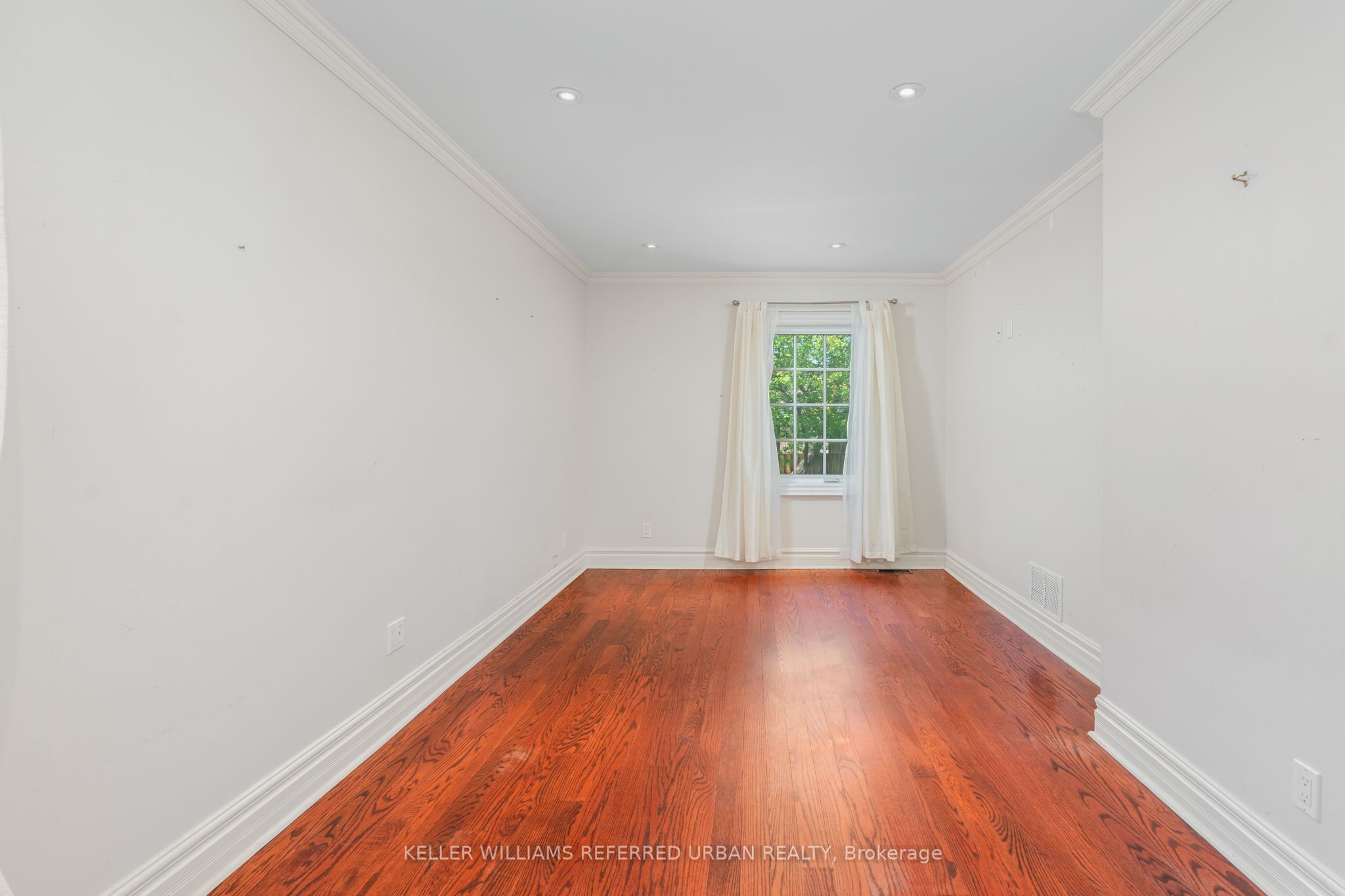 710 Pharmacy Avenue