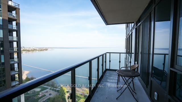 3 Bedrooms Condo at 1928 Lakeshore, Toronto For sale