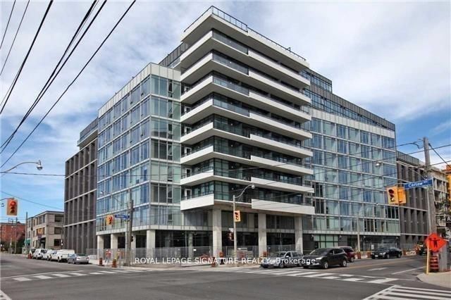 1190 Dundas