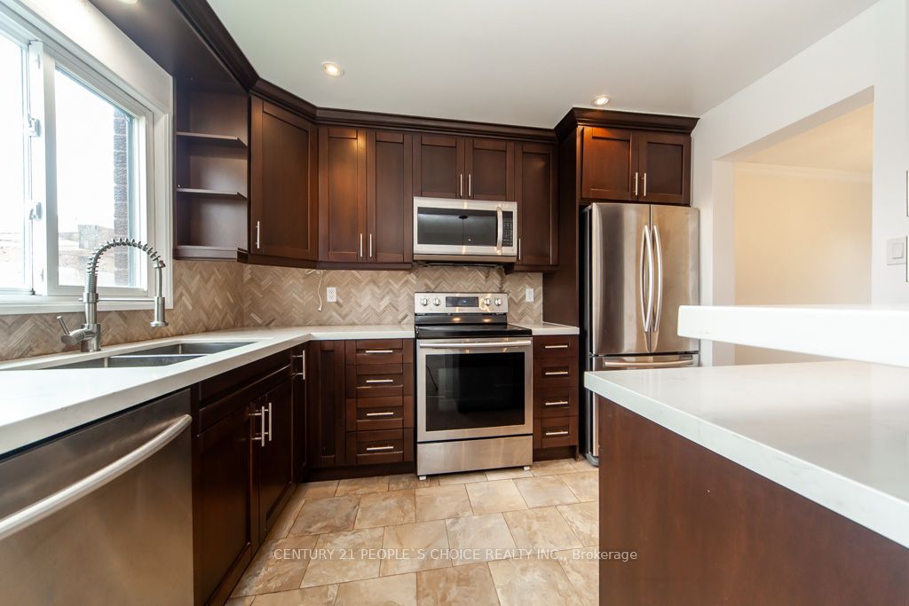 35 Fernbank Place