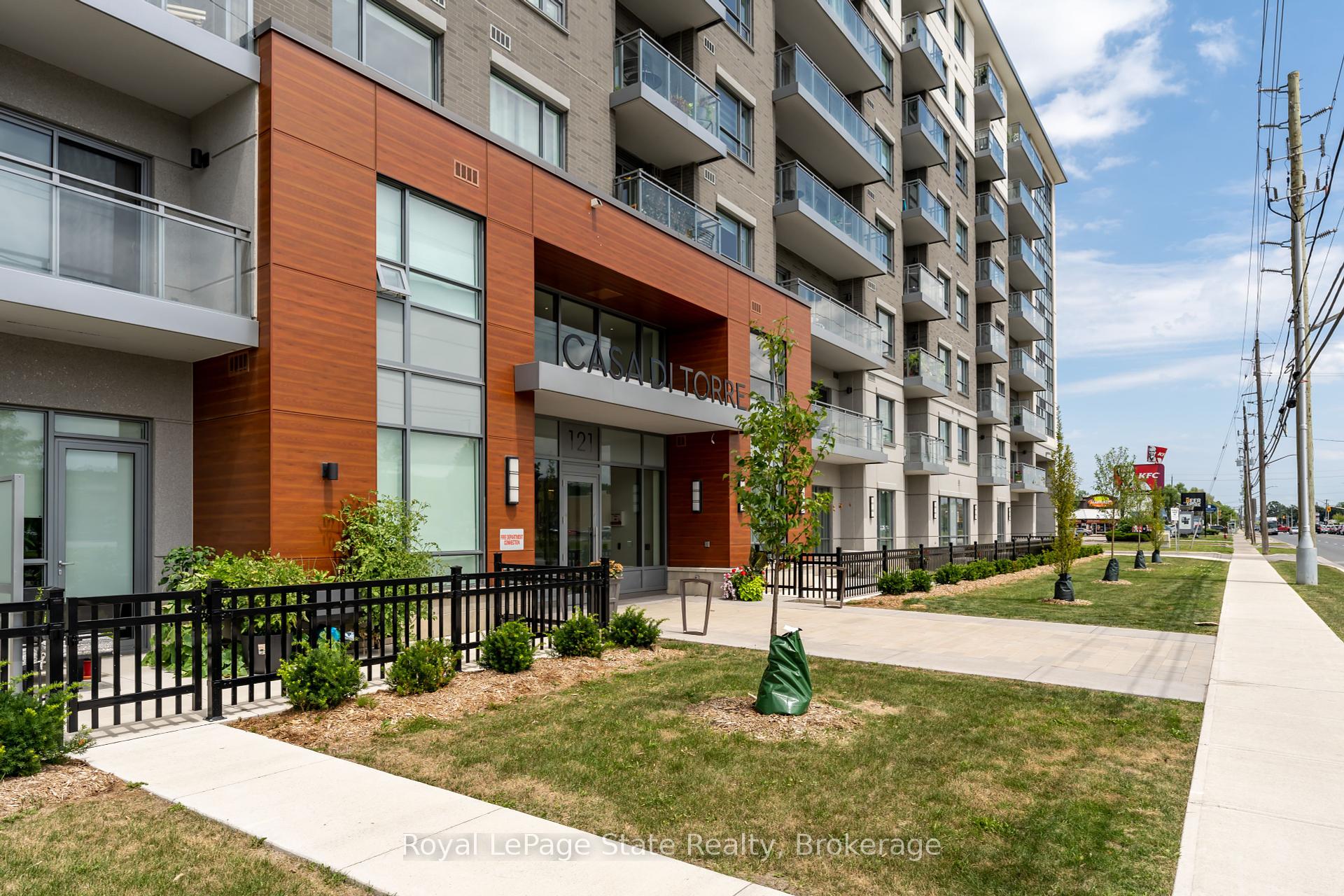 2 Bedrooms Condo at 121 8,  Hamilton For sale