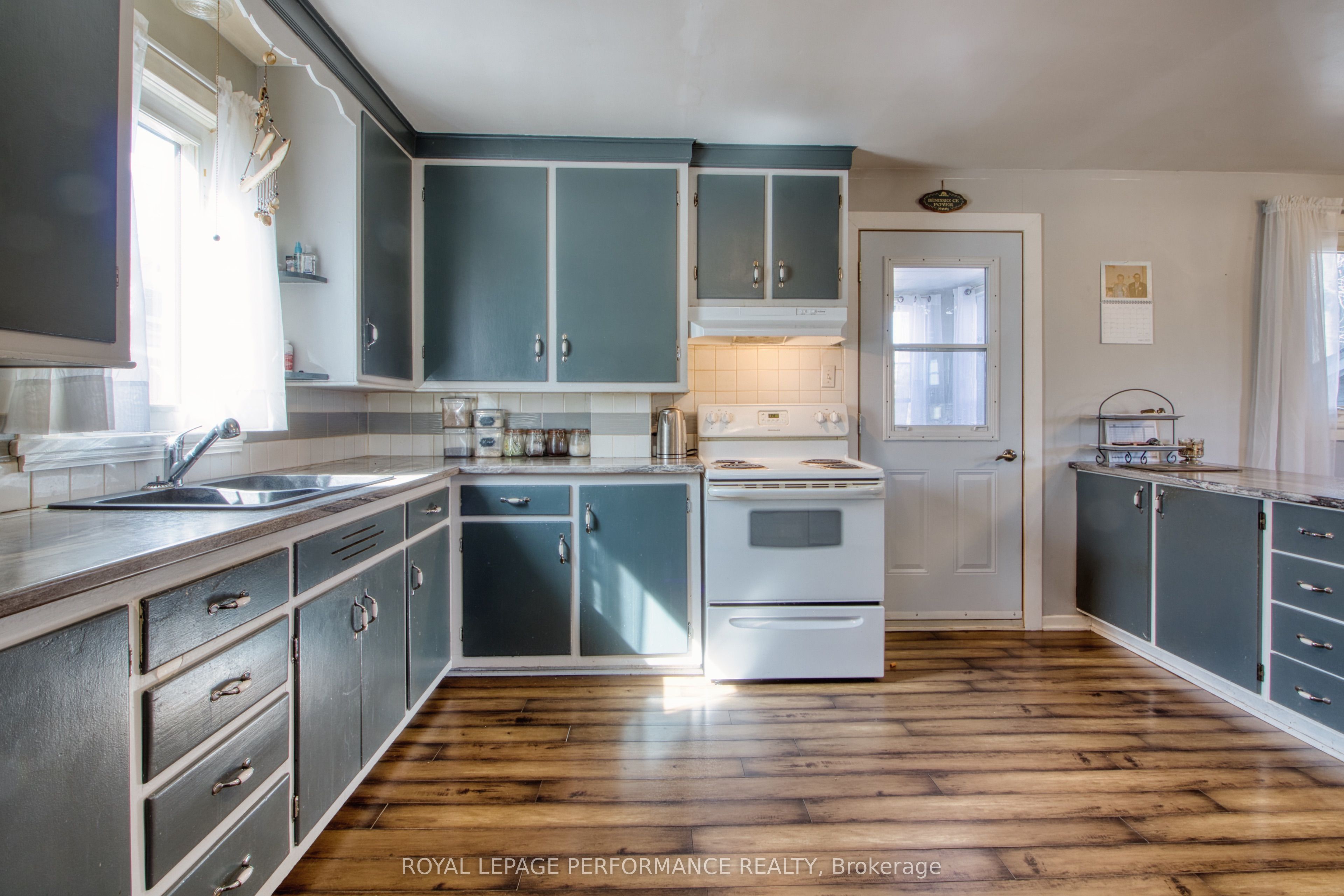 532 Gascon Street, Hawkesbury, ON K6A 1M5