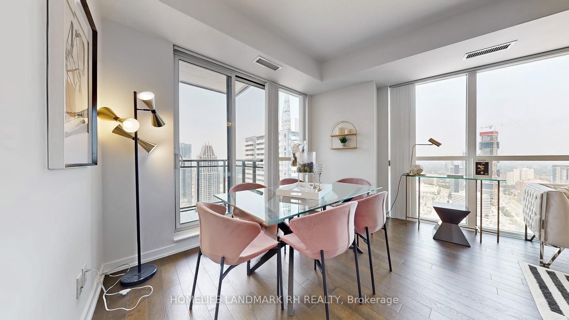 3 Bedrooms Condo at 510 Curran, Mississauga For sale