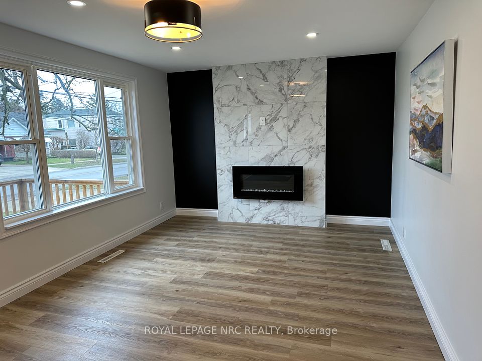 45 Catherine Street, Fort Erie, ON L2A 2G8