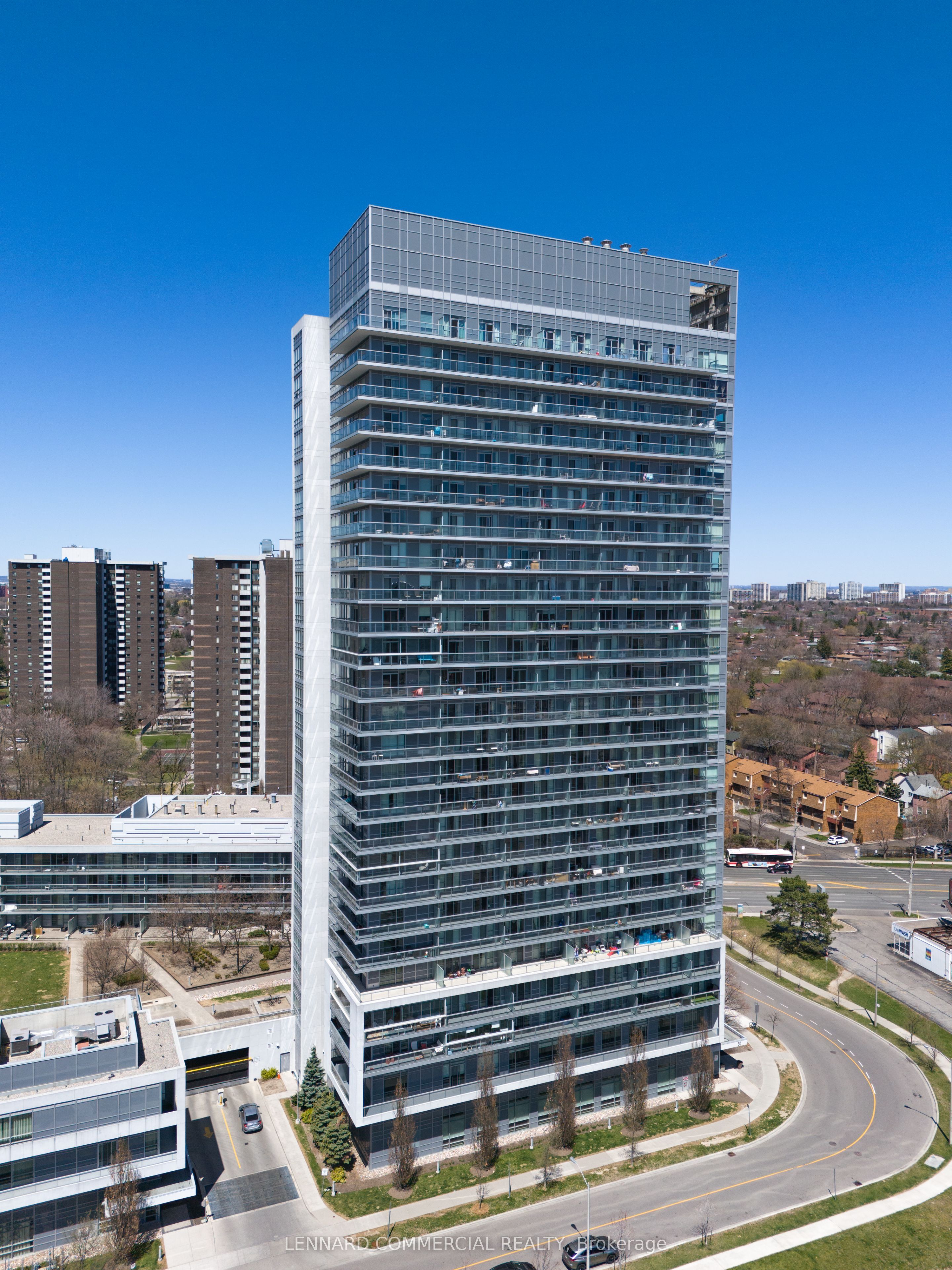 #206 - 30 Herons Hill Way, Toronto, ON M2J 0A7