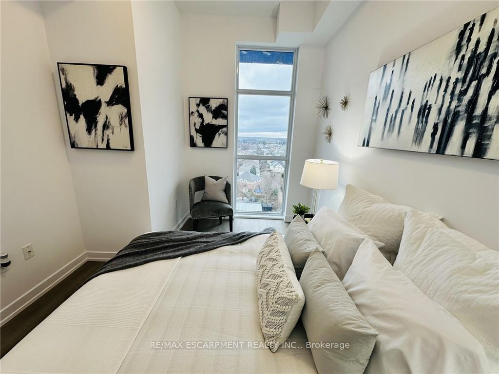 1 Bedroom Condo at 460 DUNDAS,  Hamilton For sale