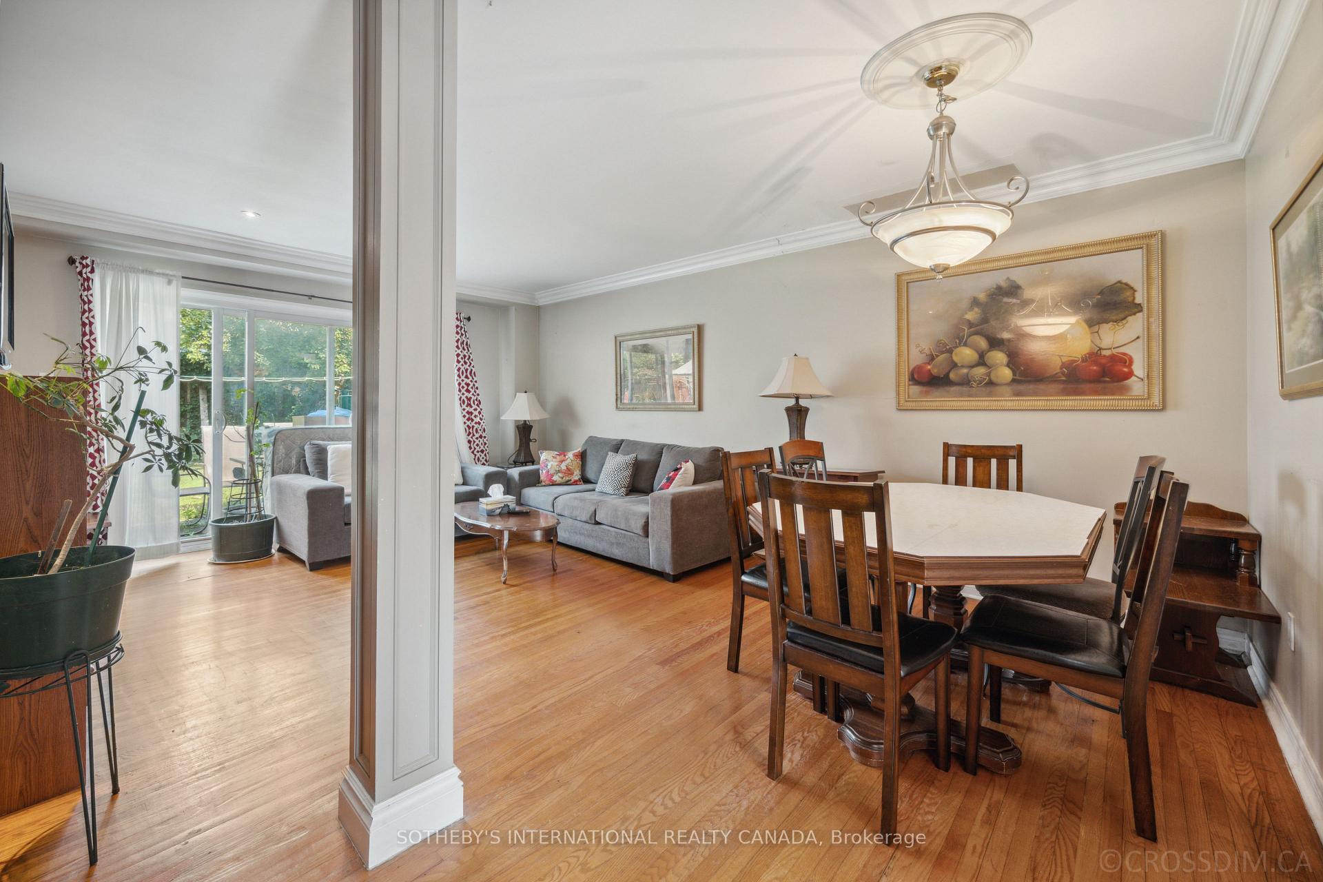4 Bedrooms Condo at 28 Enclave, Toronto For sale